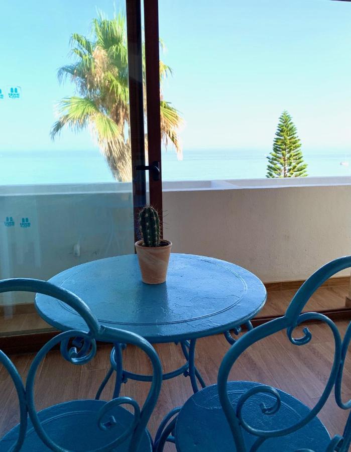 Penthouse On The Beachfront Estepona Exterior photo
